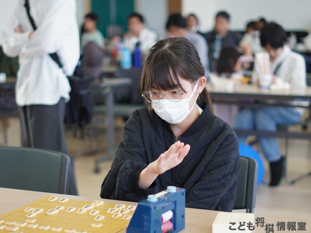 中学生女子③