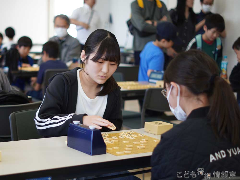 中学生女子②