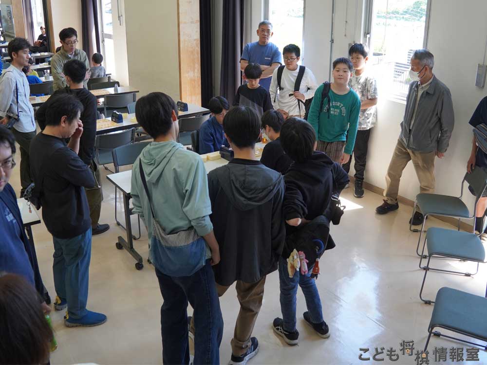 中学生男子