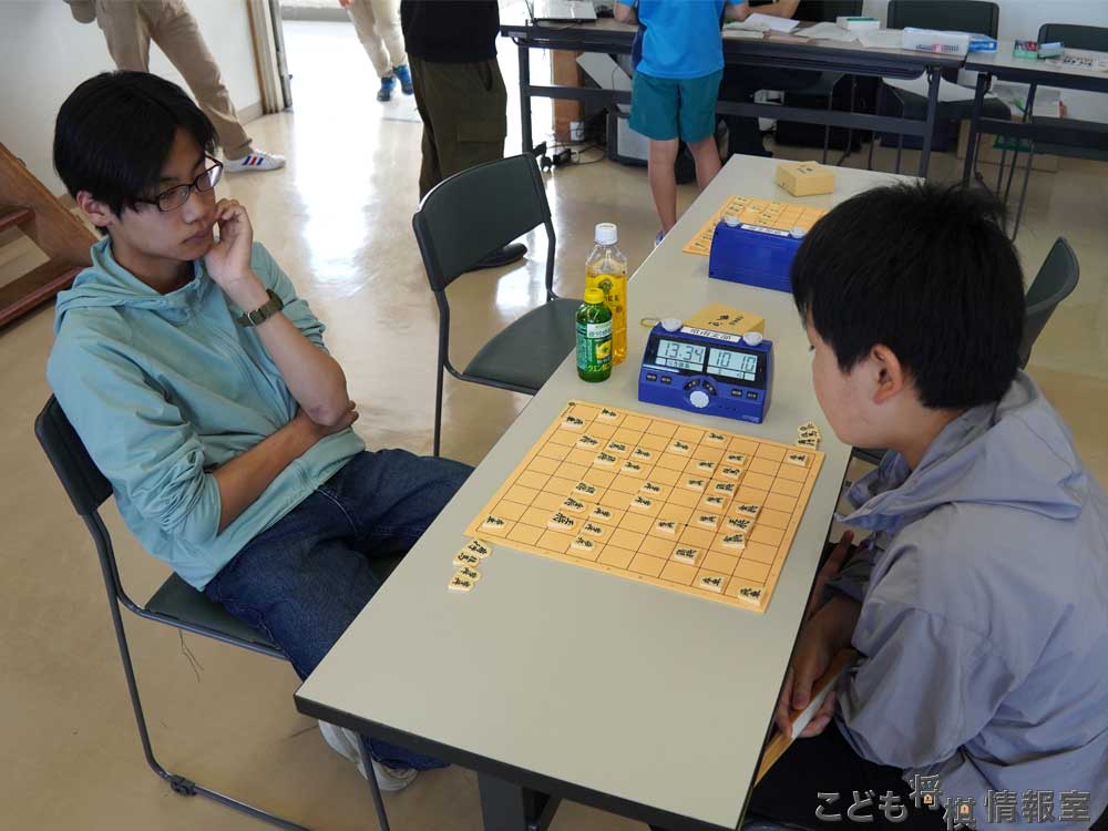 中学生男子