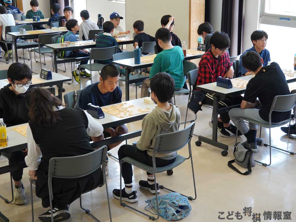 中学生男子